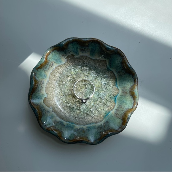 Sterling Silver Ring - Picture 7 of 9